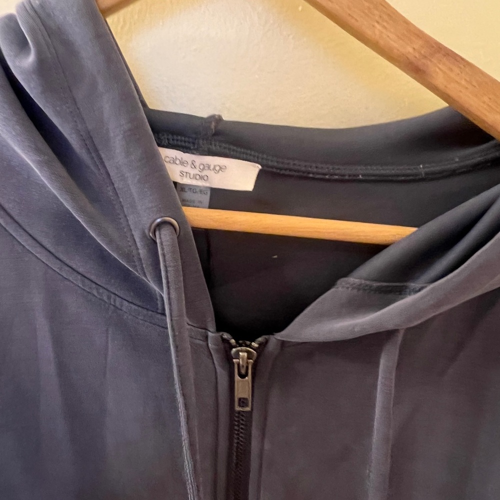 Butter Soft Zip up Sweatshirt with Tapered Sleeves
